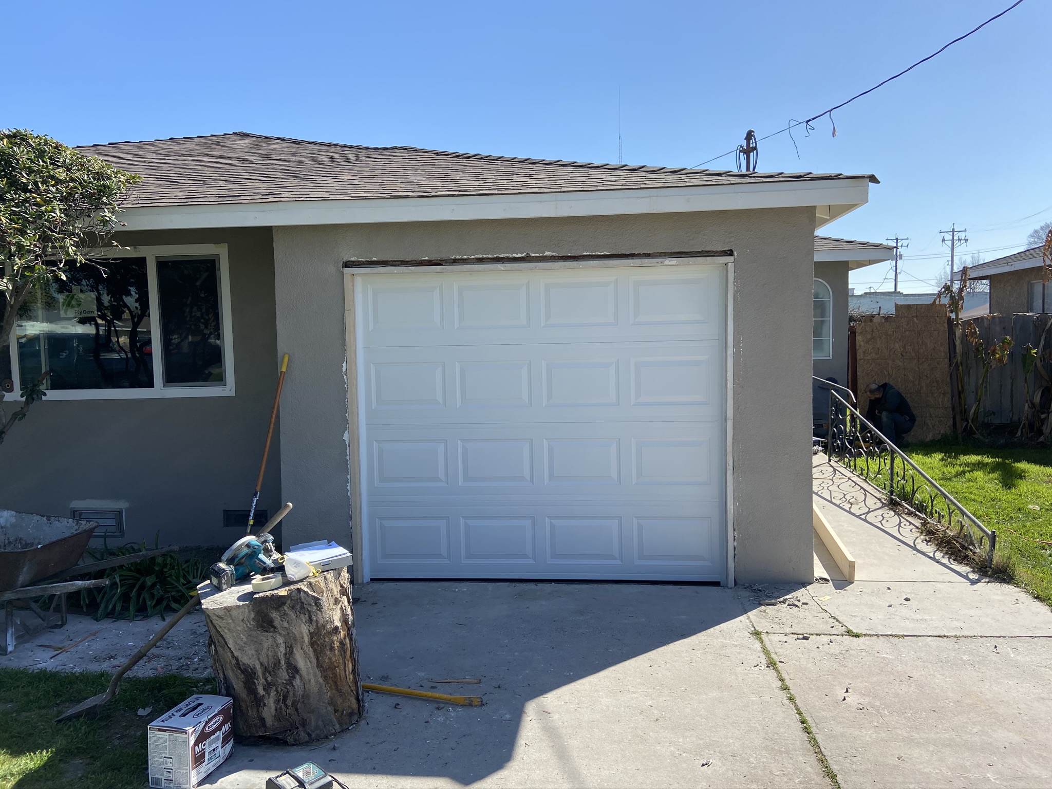 Garage door service in Kingsburg, CA — Garage Door Skillz
